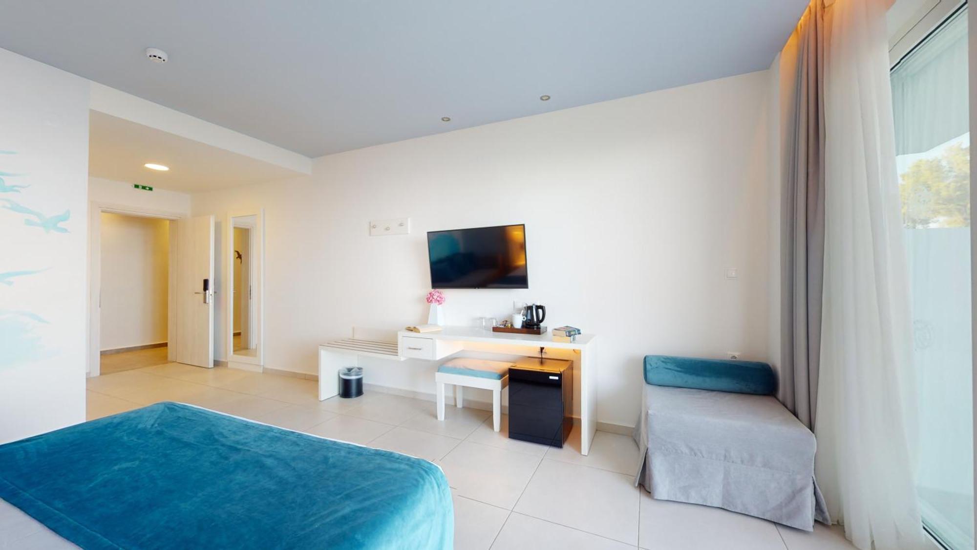 Acrotel Lilyann Boutique Hotel Elia Nikitis Exterior photo