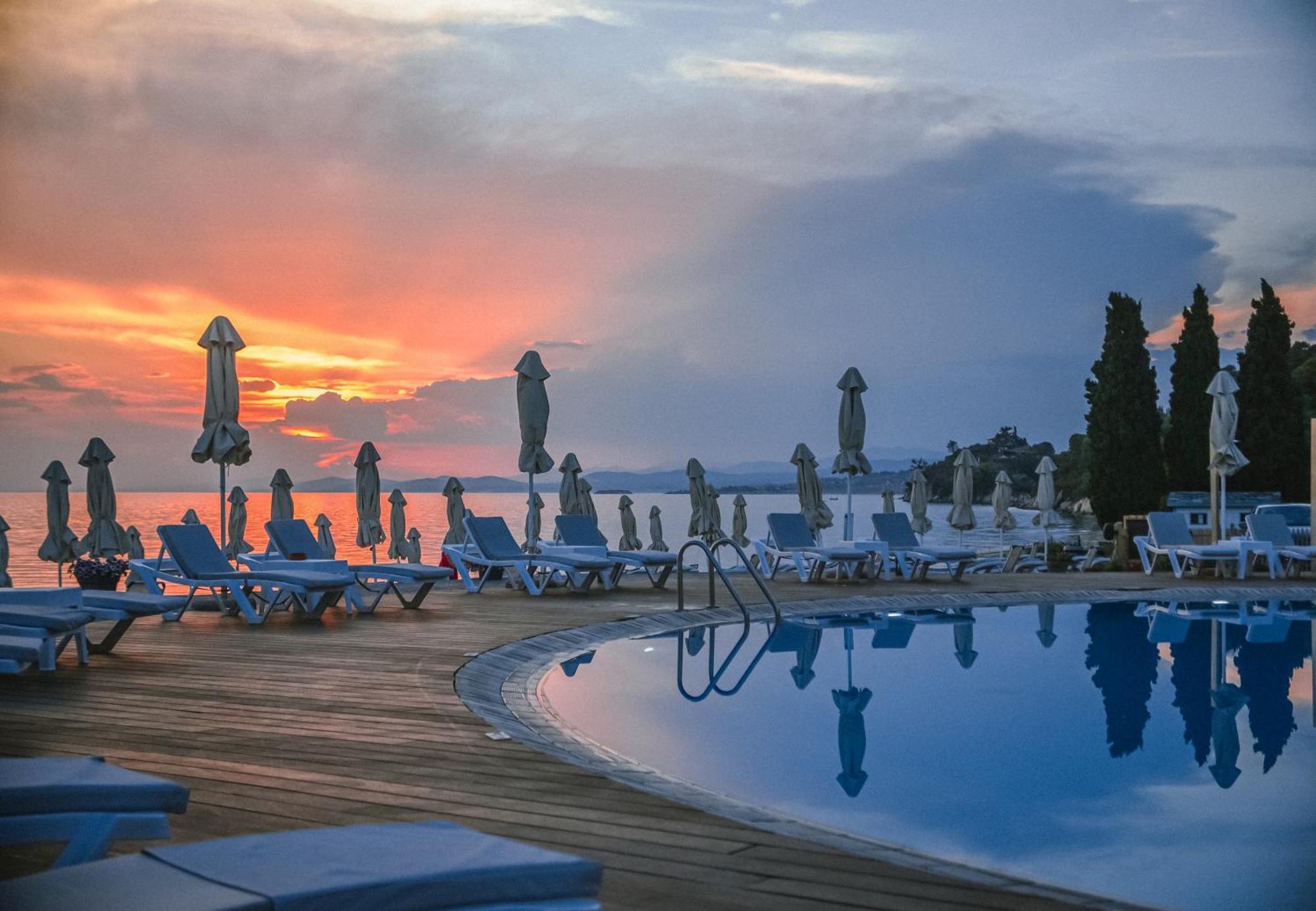 Acrotel Lilyann Boutique Hotel Elia Nikitis Exterior photo